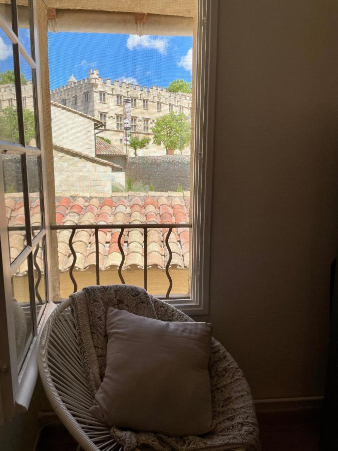 Appartement aux pieds du Palais des Papes. Avignon Extérieur photo