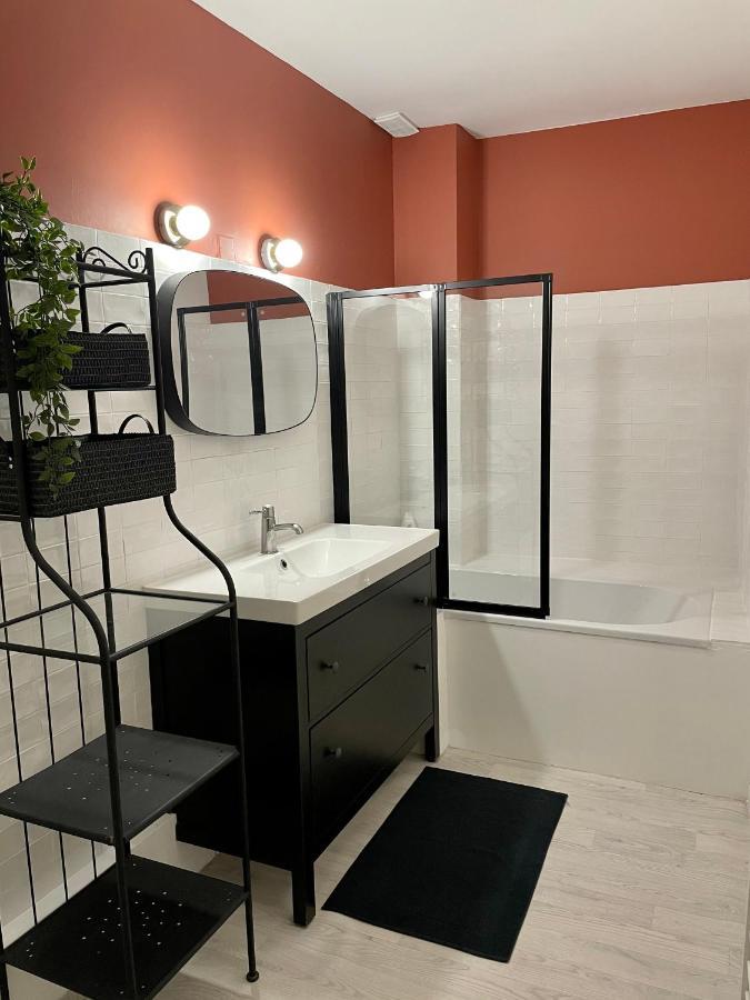 Appartement aux pieds du Palais des Papes. Avignon Extérieur photo