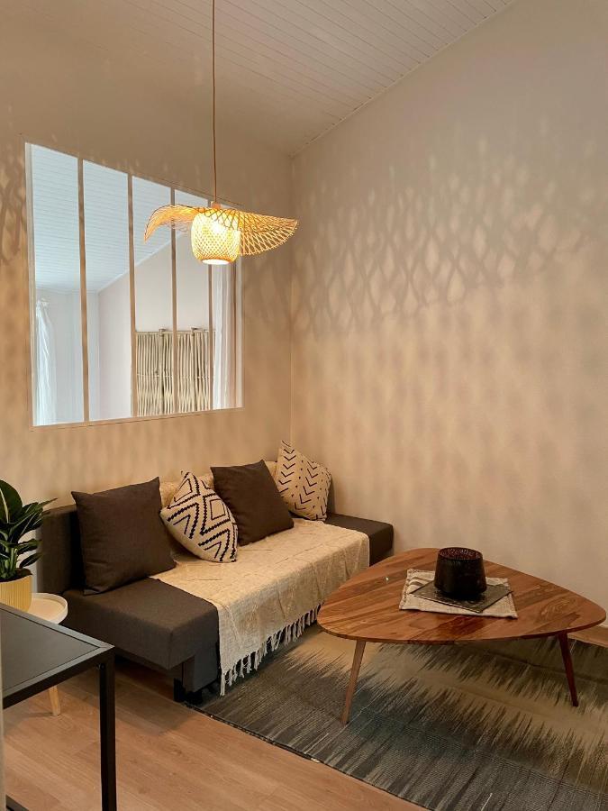 Appartement aux pieds du Palais des Papes. Avignon Extérieur photo