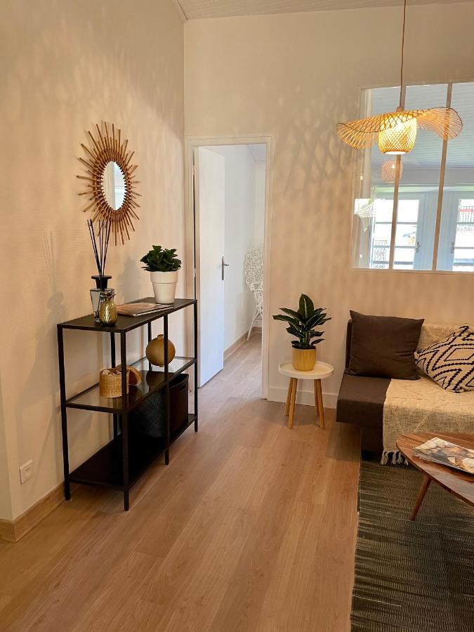 Appartement aux pieds du Palais des Papes. Avignon Extérieur photo
