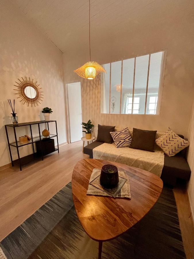 Appartement aux pieds du Palais des Papes. Avignon Extérieur photo